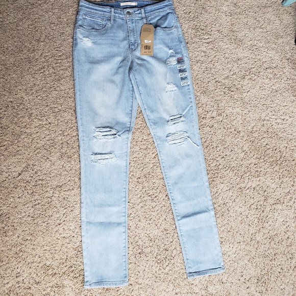 Levi's Denim - Lightwash Levis skinny jeans NWT